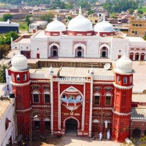 شیر شاہ سوری مسجد (بھیرہ، پاکستان)